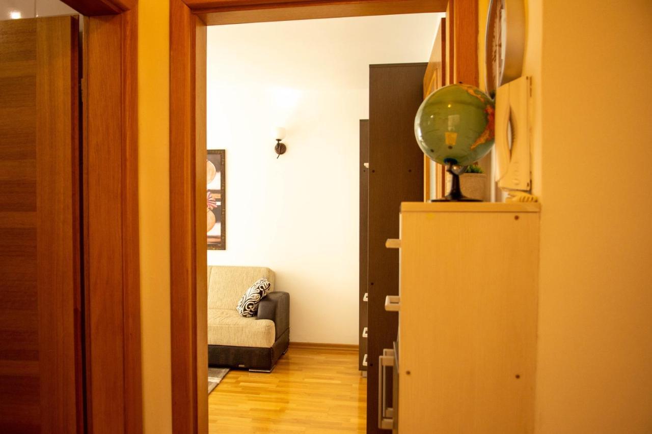 Cute And Cozy Studio With Cathedral View-Excellent Location 사라예보 외부 사진